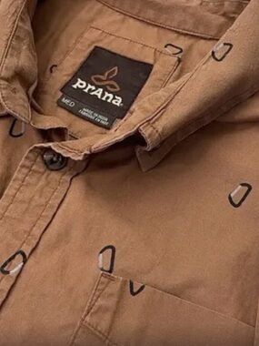 prAna Broderick Button Down Shirt Carabiner Print Mens Medium